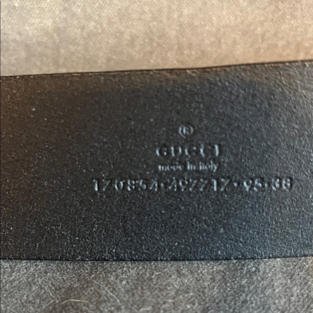 Gucci Black Belt with Black/ copper GG Buckle - Picture 4 of 4